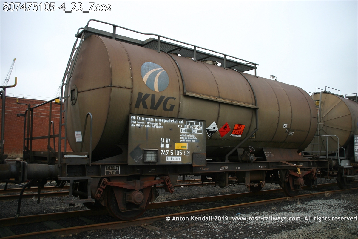 807475105-4_23_Zces.jpg